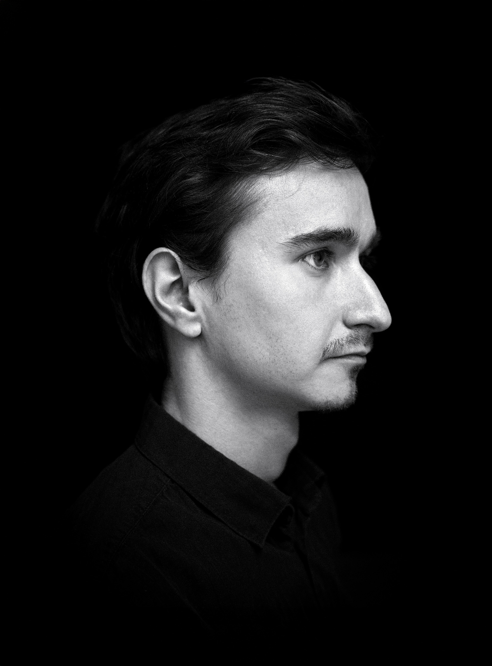 Portraits – 6/10 – 06_Artem%20Naumenko%20-%20Fl%C3%BBtiste.jpg